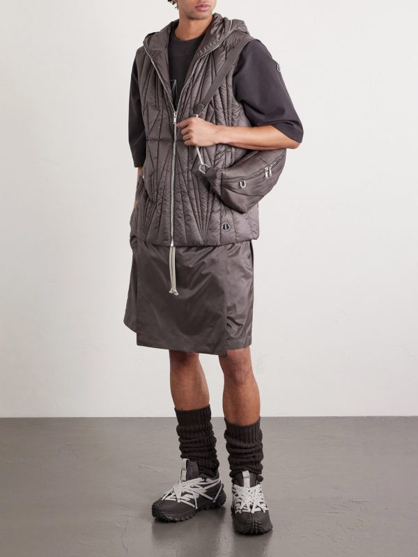 + Moncler Slim-Fit Logo-Appliquéd Quilted Shell Hooded Down Gilet - OU