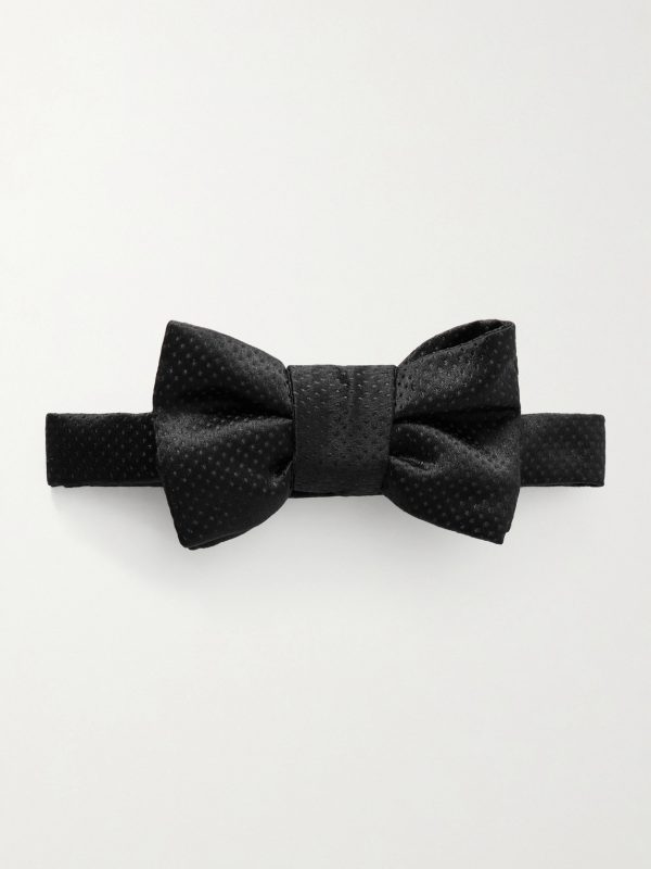 Pre-Tied Polka-Dot Silk Bow Tie Pre-Tied Polka-Dot Silk Bow Tie