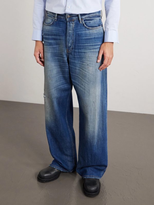 Straight-Leg Distressed Jeans - FR Straight-Leg Distressed Jeans - FR