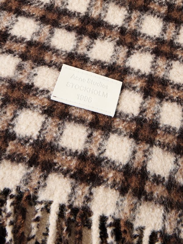 Fringed Logo-Appliquéd Leather-Trimmed Knitted Scarf - CU