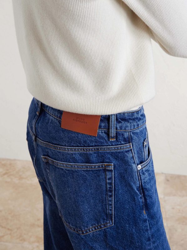 Straight-Leg Jeans - CU