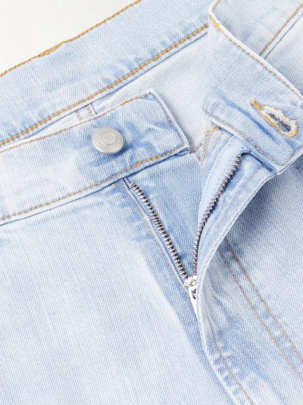 Straight-Leg Jeans - E1 Straight-Leg Jeans - E1
