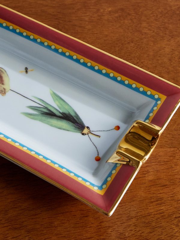 + Beto Val Leaftrail Painted Porcelain Incense Holder - CU + Beto Val Leaftrail Painted Porcelain Incense Holder - CU