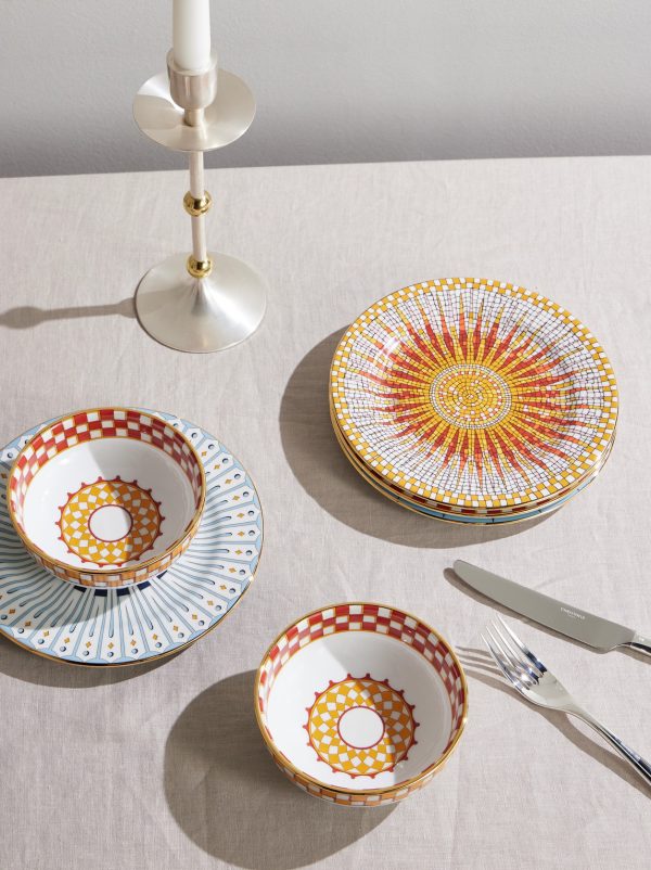 Set of Two Gold-Plated Painted Porcelain Snack Bowls - OU Set of Two Gold-Plated Painted Porcelain Snack Bowls - OU