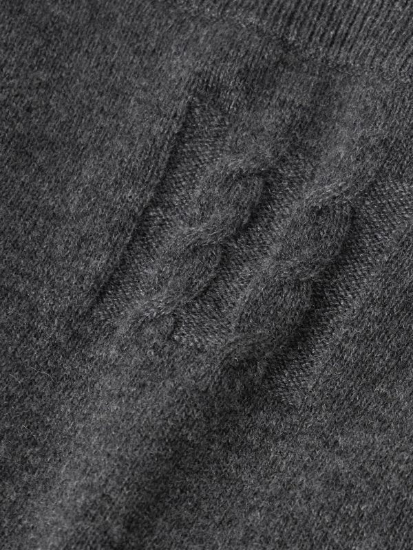 Vineda Knitted Sweater - CU Vineda Knitted Sweater - CU
