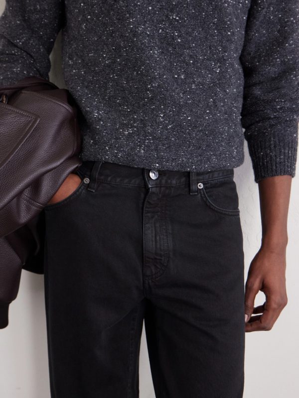 Straight-Leg Jeans - E1 Straight-Leg Jeans - E1