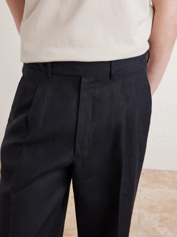 Wide-Leg Pleated Linen Trousers - CU