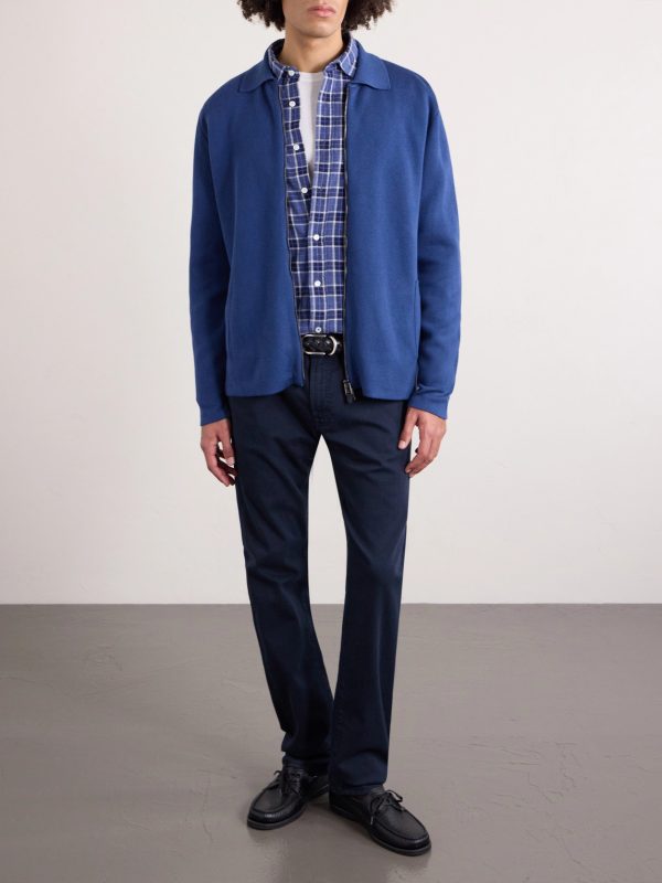 Slim-Fit Straight-Leg Jeans - OU
