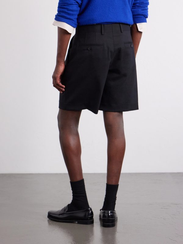 Wide-Leg Pleated Wool Shorts - BK