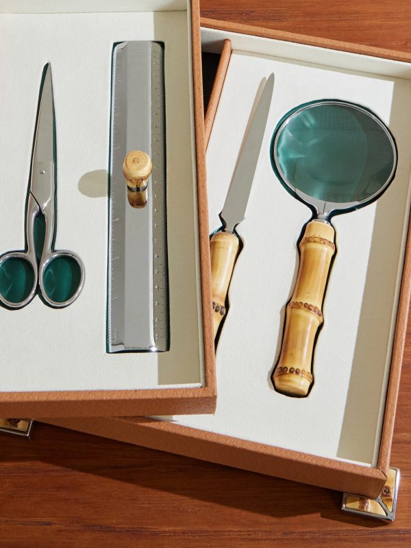 Desk Set - CU Desk Set - CU