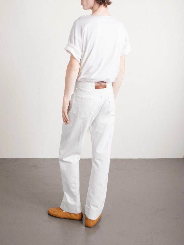 Straight-Leg Jeans - BK