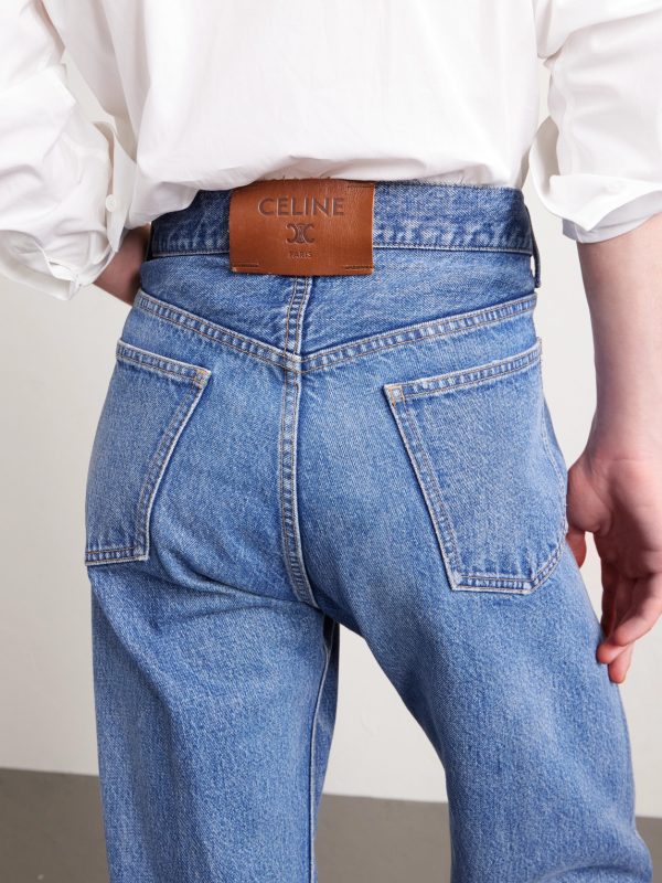 Boyfriend Straight-Leg Jeans - CU