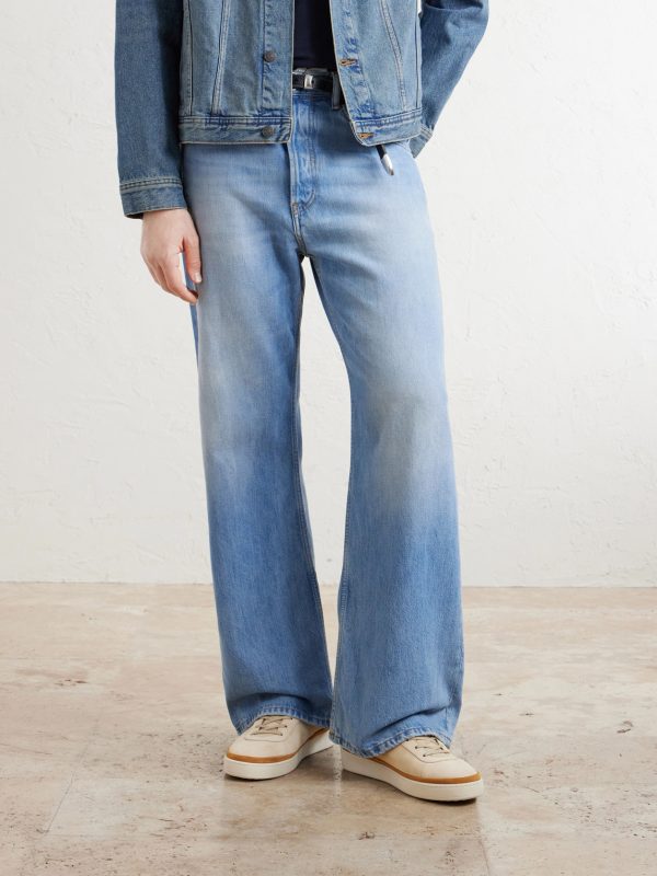 Suede Sneakers - OU