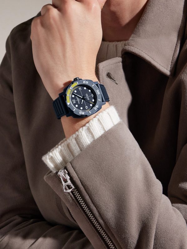 D-300 Automatic 42mm Ceramic and Rubber Watch, Ref. No. D3CENAAB.D2RUNA - OU D-300 Automatic 42mm Ceramic and Rubber Watch, Ref. No. D3CENAAB.D2RUNA - OU
