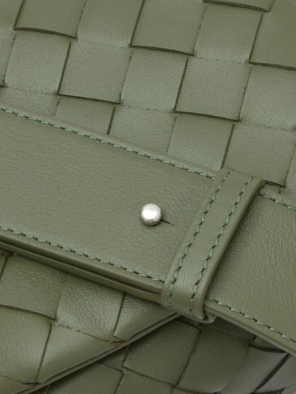 Intrecciato Leather Messenger Bag - CU