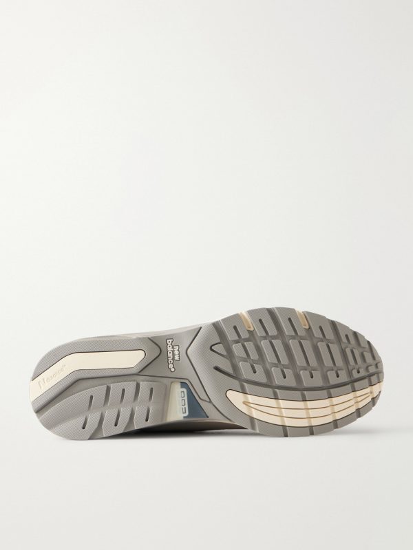 992 Suede-Trimmed Mesh Sneakers - E1 992 Suede-Trimmed Mesh Sneakers - E1