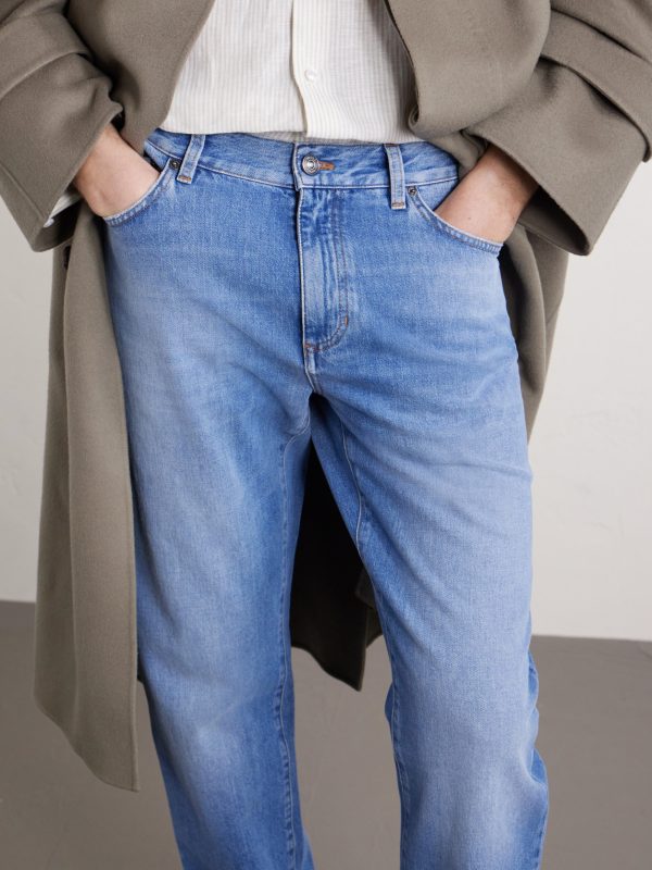 Vintage House Straight-Leg Jeans - CU
