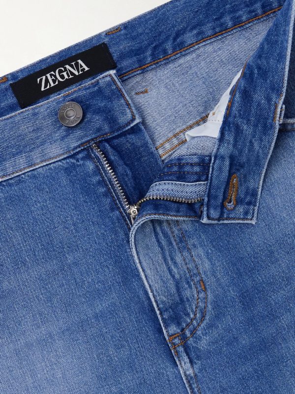 Vintage House Straight-Leg Jeans - E1