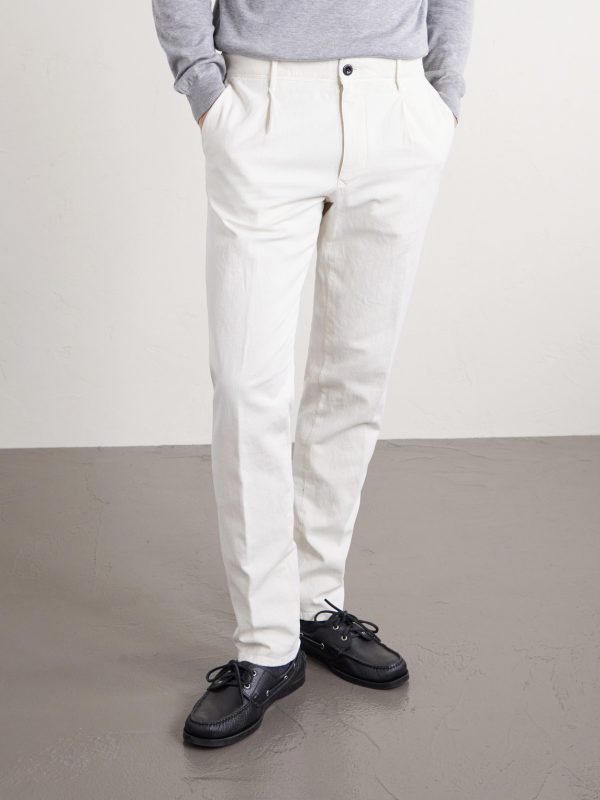 Tapered Pleated Stretch-Cotton and Linen-Blend Gabardine Trousers - FR Tapered Pleated Stretch-Cotton and Linen-Blend Gabardine Trousers - FR