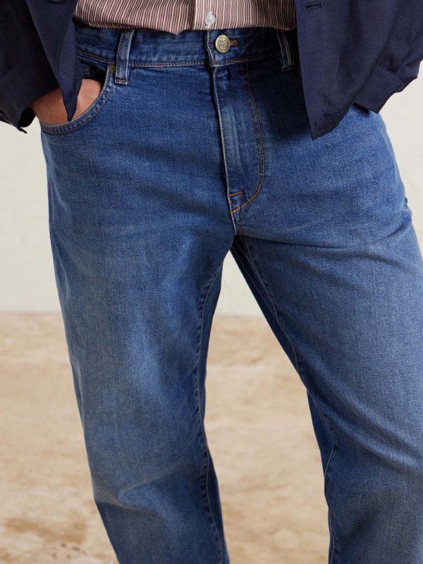 Straight-Leg Jeans - CU