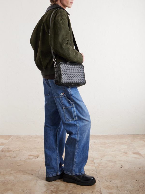 Intrecciato Leather Messenger Bag - OU