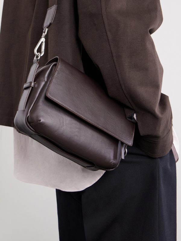 Port Small Leather Messenger Bag - E2 Port Small Leather Messenger Bag - E2
