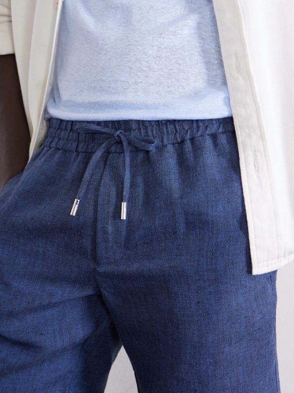 Straight-Leg Herringbone Linen Shorts - CU Straight-Leg Herringbone Linen Shorts - CU