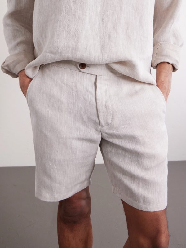 Straight-Leg Herringbone Linen Shorts - CU Straight-Leg Herringbone Linen Shorts - CU