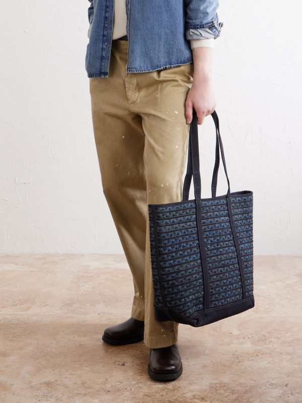 Banks Beach Medium Woven Tote - FR Banks Beach Medium Woven Tote - FR