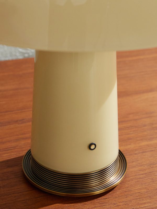 Janie Glass Lamp - CU