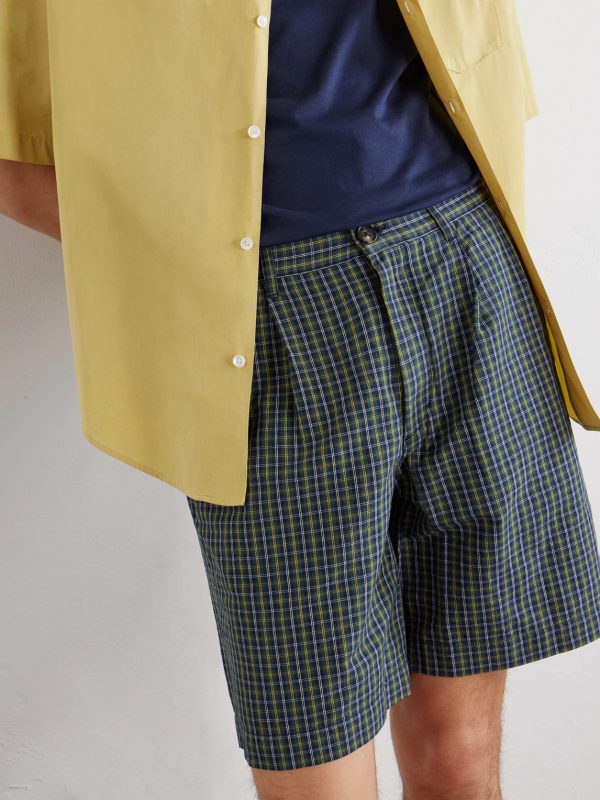 Straight-Leg Pleated Checked Cotton and Linen-Blend Seersucker Shorts - E1 Straight-Leg Pleated Checked Cotton and Linen-Blend Seersucker Shorts - E1