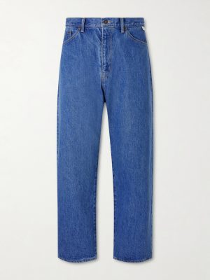 Wide-Leg Jeans