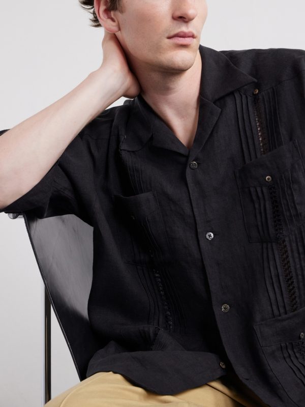 Camp-Collar Pleated Linen Shirt - CU