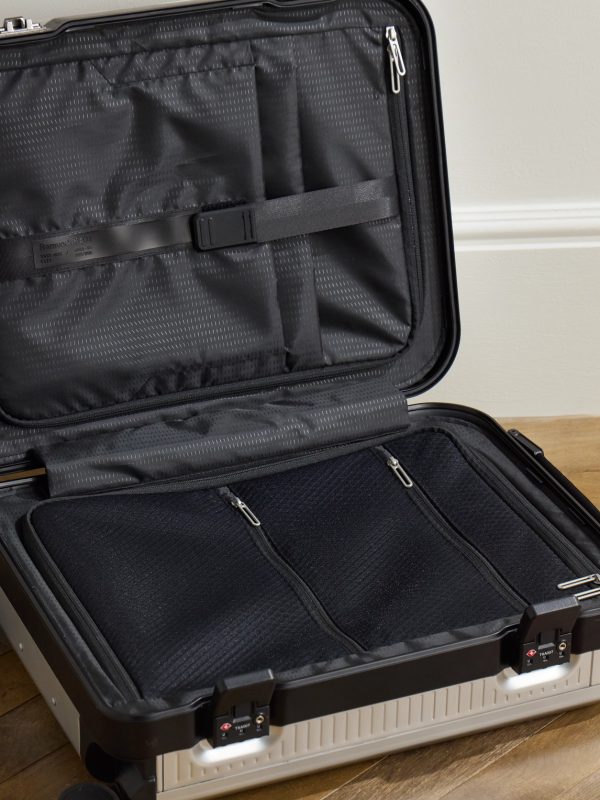 Ramverk Polycarbonate and Aluminium Carry-On Suitcase - E1 Ramverk Polycarbonate and Aluminium Carry-On Suitcase - E1