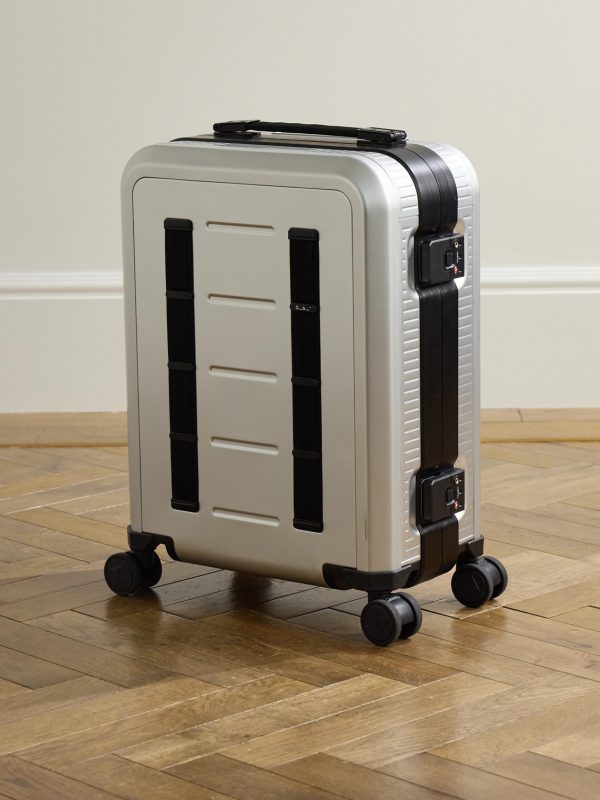 Ramverk Polycarbonate and Aluminium Carry-On Suitcase Ramverk Polycarbonate and Aluminium Carry-On Suitcase