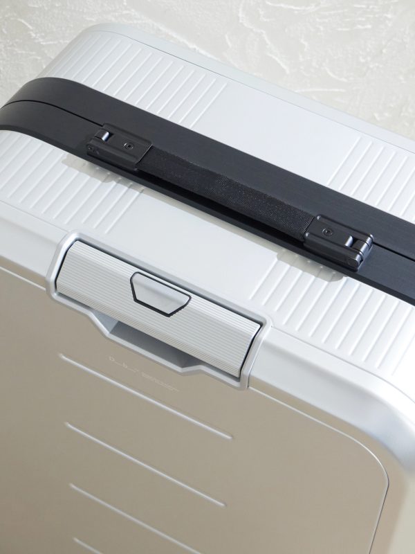 Ramverk Polycarbonate and Aluminium Check-In Suitcase - CU Ramverk Polycarbonate and Aluminium Check-In Suitcase - CU