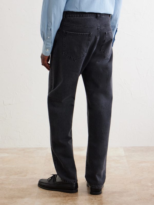 Straight-Leg Jeans - BK Straight-Leg Jeans - BK
