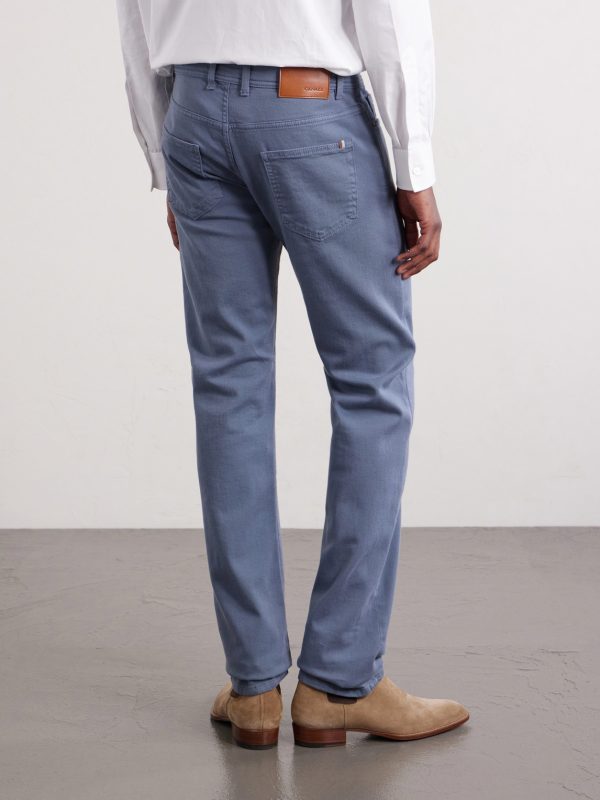 Straight-Leg Garment-Dyed Stretch Jeans - BK