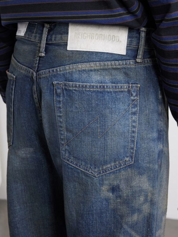 Savage Wide-Leg Bead-Embellished Distressed Jeans - E2 Savage Wide-Leg Bead-Embellished Distressed Jeans - E2