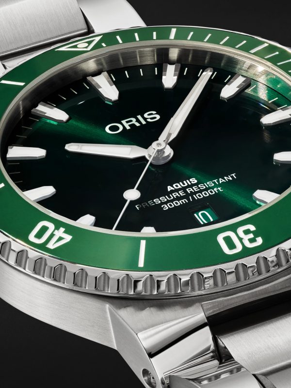 Aquis Date Automatic 43.5mm Stainless Steel Watch, Ref. No. 01 733 7789 4157-07 8 23 04PEB - CU Aquis Date Automatic 43.5mm Stainless Steel Watch, Ref. No. 01 733 7789 4157-07 8 23 04PEB - CU