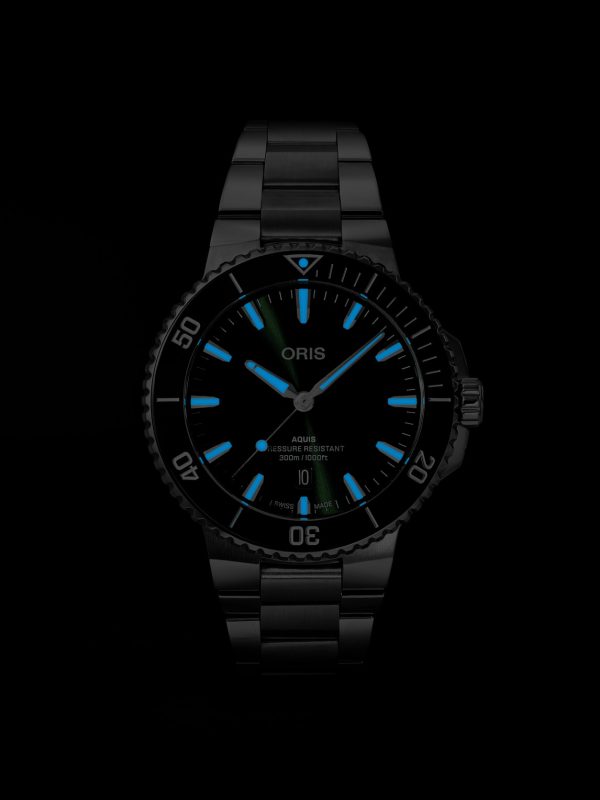 Aquis Date Automatic 43.5mm Stainless Steel Watch, Ref. No. 01 733 7789 4157-07 8 23 04PEB - E5 Aquis Date Automatic 43.5mm Stainless Steel Watch, Ref. No. 01 733 7789 4157-07 8 23 04PEB - E5