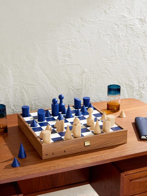 Milos Wood Chess Set - OU Milos Wood Chess Set - OU