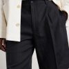 Straight-Leg Pleated Linen Shorts - CU Straight-Leg Pleated Linen Shorts - CU