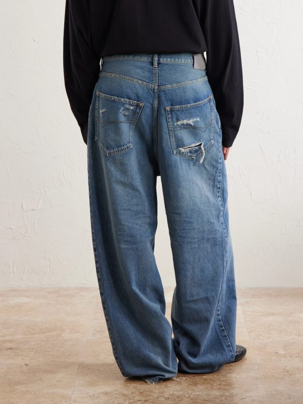 Wide-Leg Distressed Jeans - BK Wide-Leg Distressed Jeans - BK
