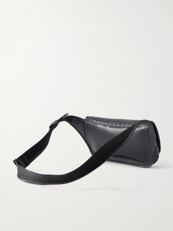 Veneto Intrecciato Leather Messenger Bag - BK Veneto Intrecciato Leather Messenger Bag - BK