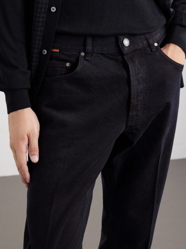 Straight-Leg Jeans - CU