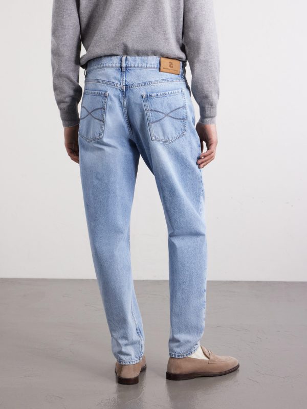 Straight-Leg Jeans - BK
