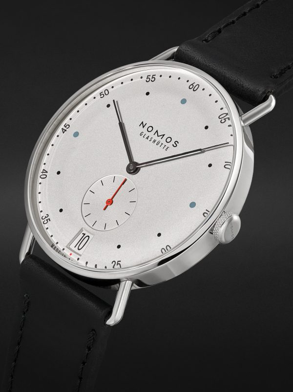 Metro 38 Date Hand-Wound 38.5mm Stainless Steel and Leather Watch, Ref.No. 1102 - FR Metro 38 Date Hand-Wound 38.5mm Stainless Steel and Leather Watch, Ref.No. 1102 - FR