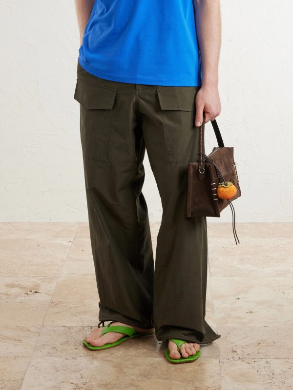 Leaf Logo-Debossed Leather Sandals - OU