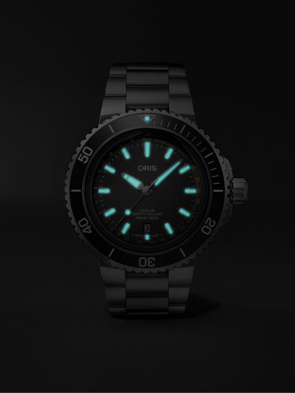 Aquis Depth Gauge Automatic 45.8mm Stainless Steel Watch, Ref. No. 01 733 7755 4154-Set MB - E5